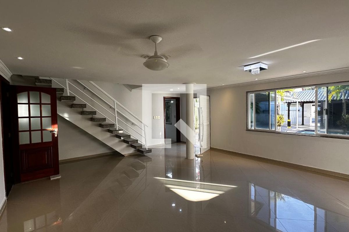 Casa, 5 quartos, 320 m² - Foto 3