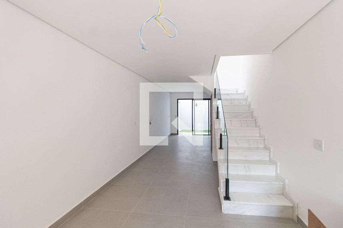 Casa, 3 quartos, 141 m² - Foto 1