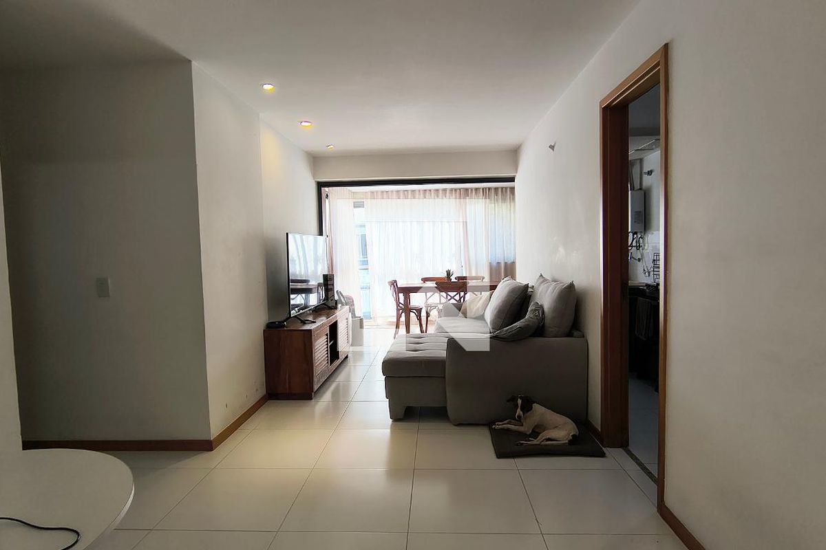 Apartamento, 2 quartos, 72 m² - Foto 2