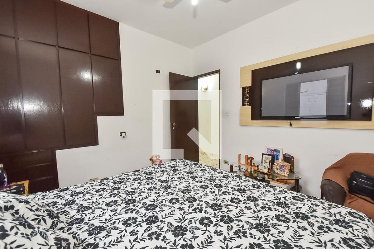 Casa, 8 quartos, 240 m² - Foto 8