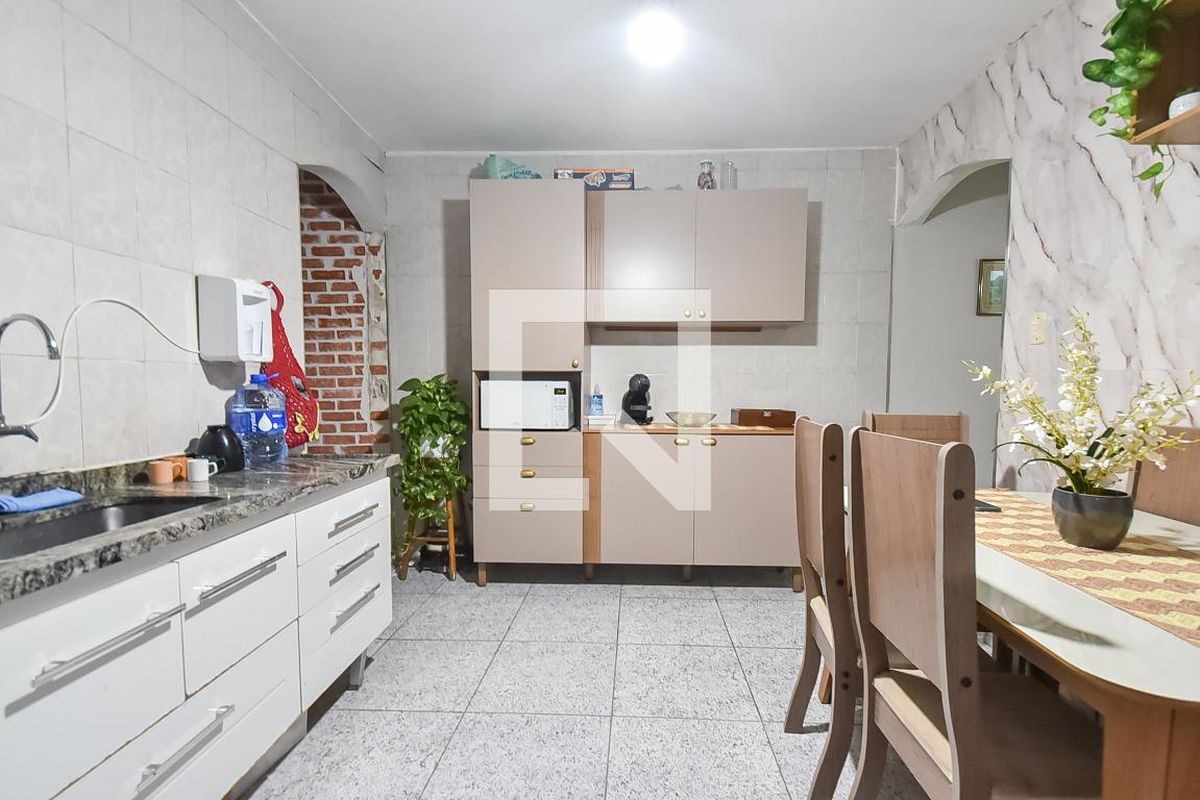Casa, 8 quartos, 240 m² - Foto 77
