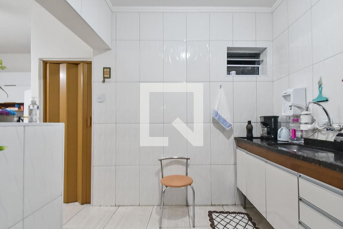 Casa, 8 quartos, 240 m² - Foto 67
