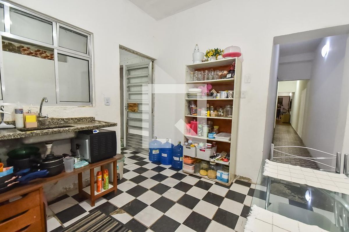Casa, 8 quartos, 240 m² - Foto 47