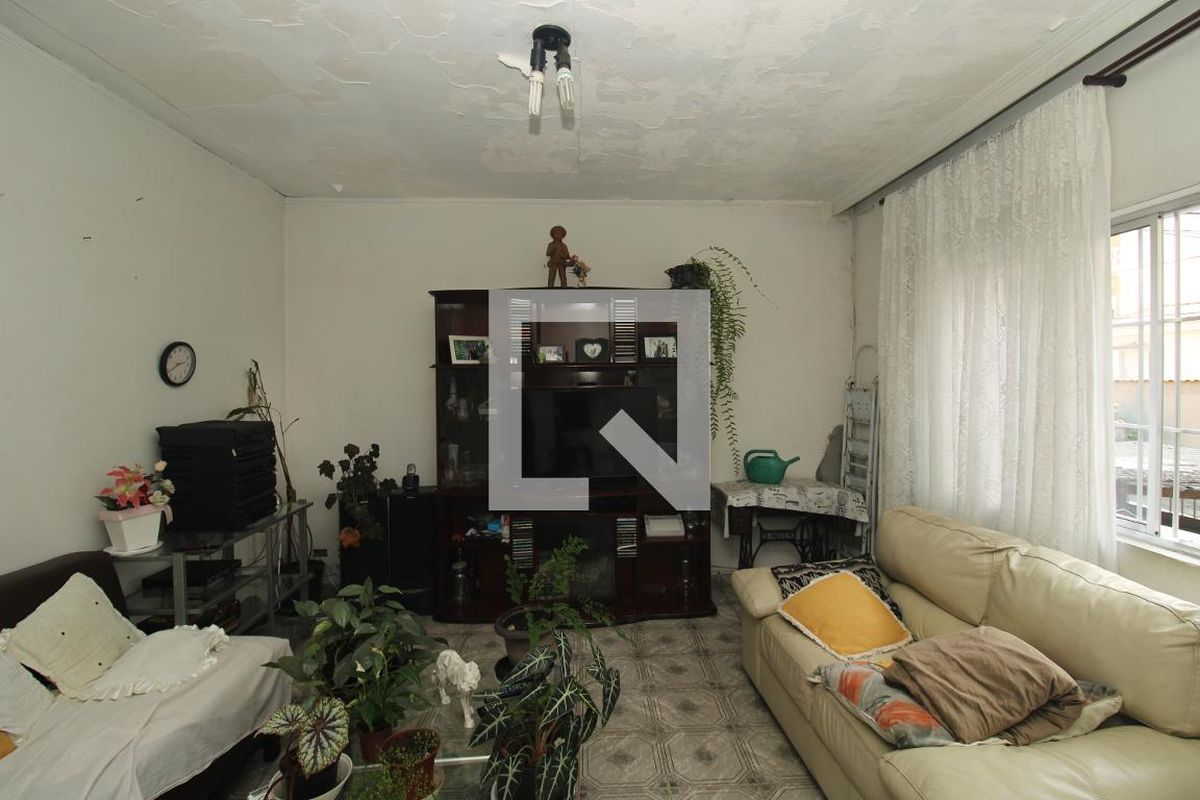 Casa, 1 quarto, 168 m² - Foto 1
