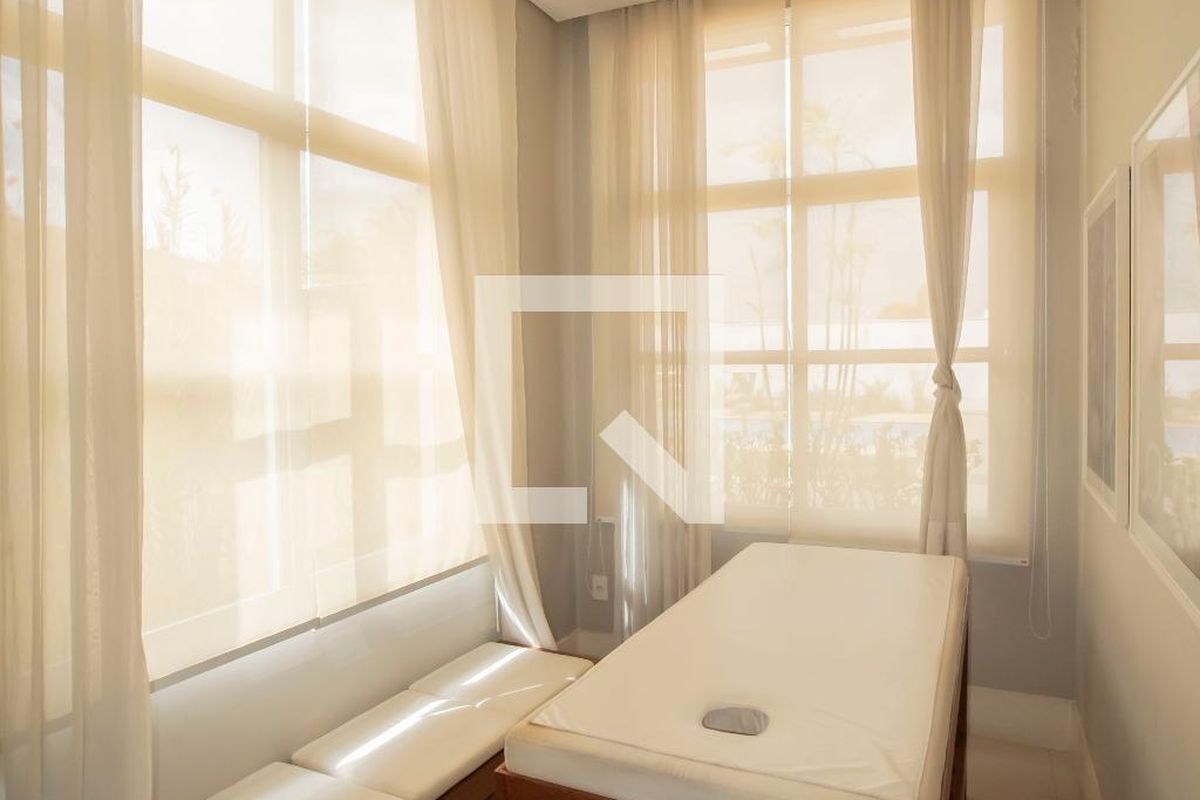 Apartamento, 2 quartos, 64 m² - Foto 47