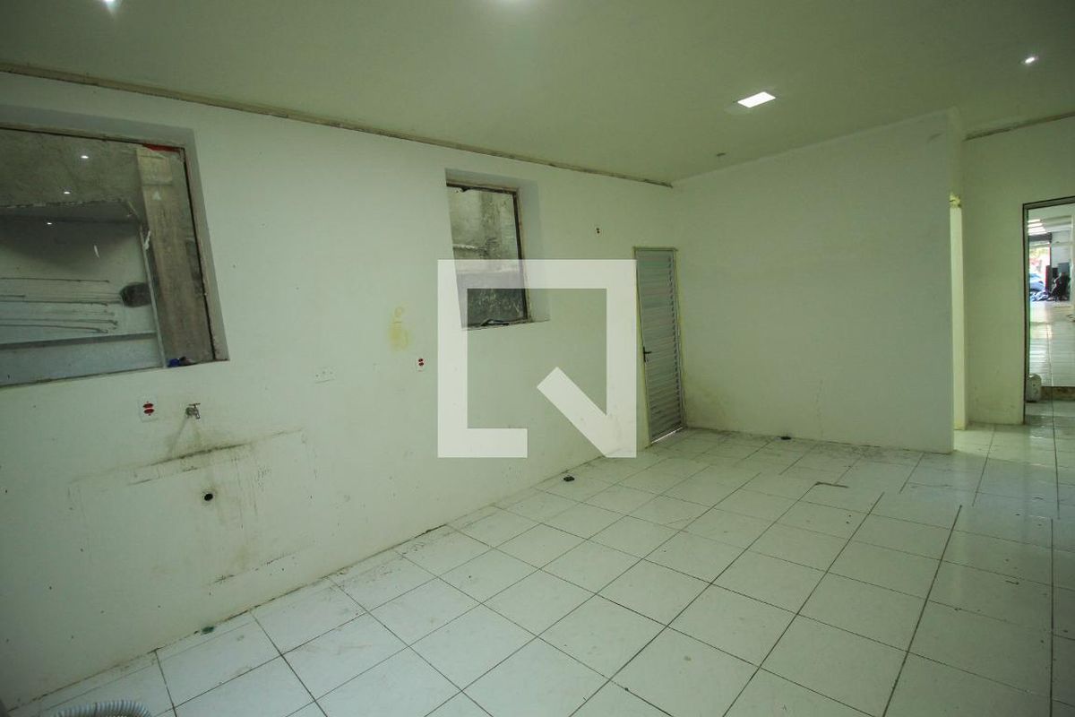 Casa, 4 quartos, 341 m² - Foto 57
