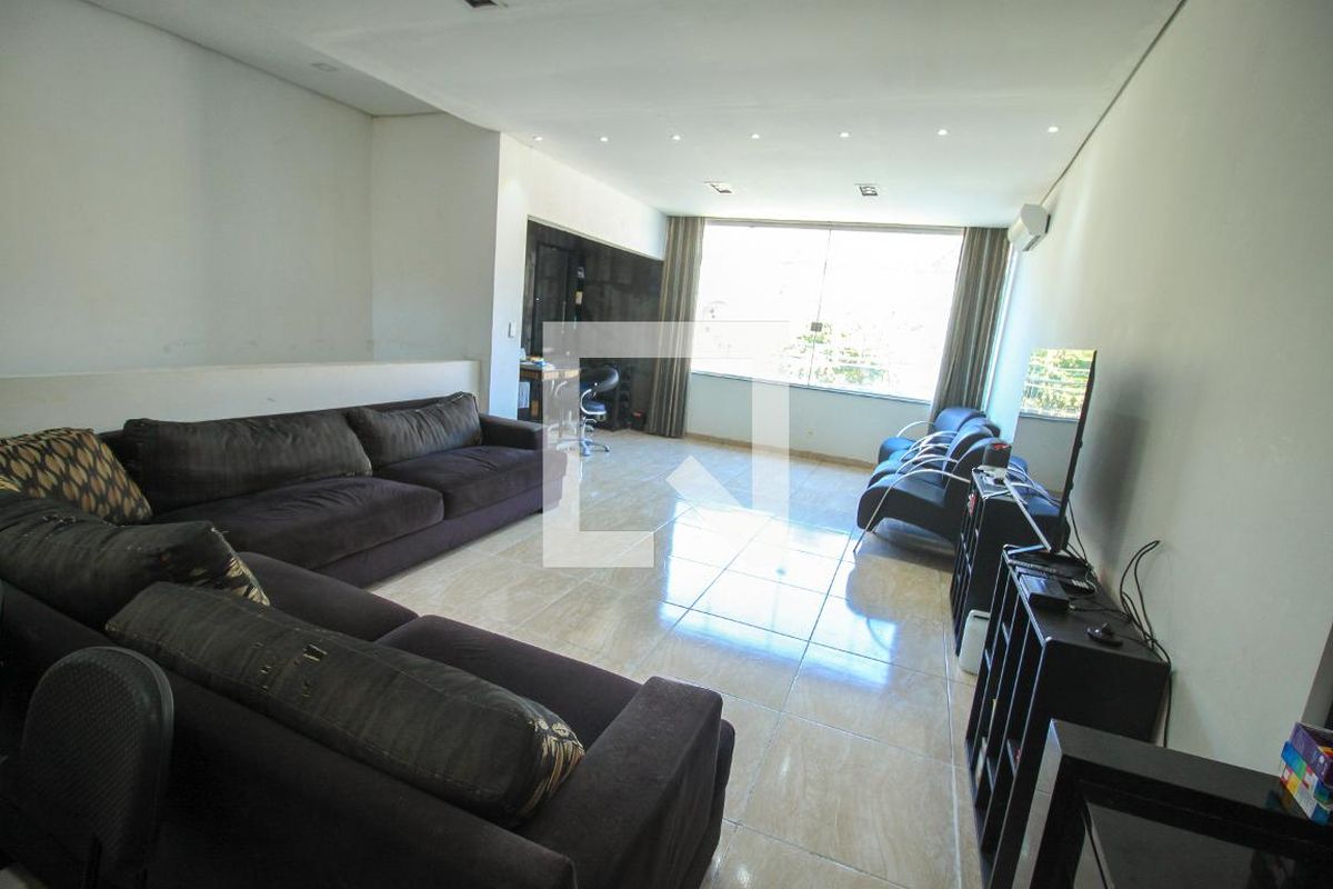 Casa, 4 quartos, 341 m² - Foto 2