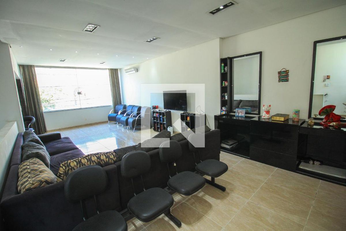 Casa, 4 quartos, 341 m² - Foto 1