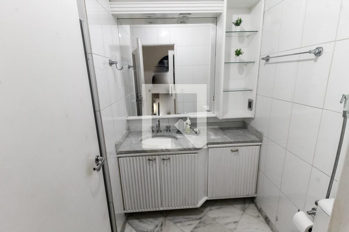 Apartamento, 2 quartos, 70 m² - Foto 11