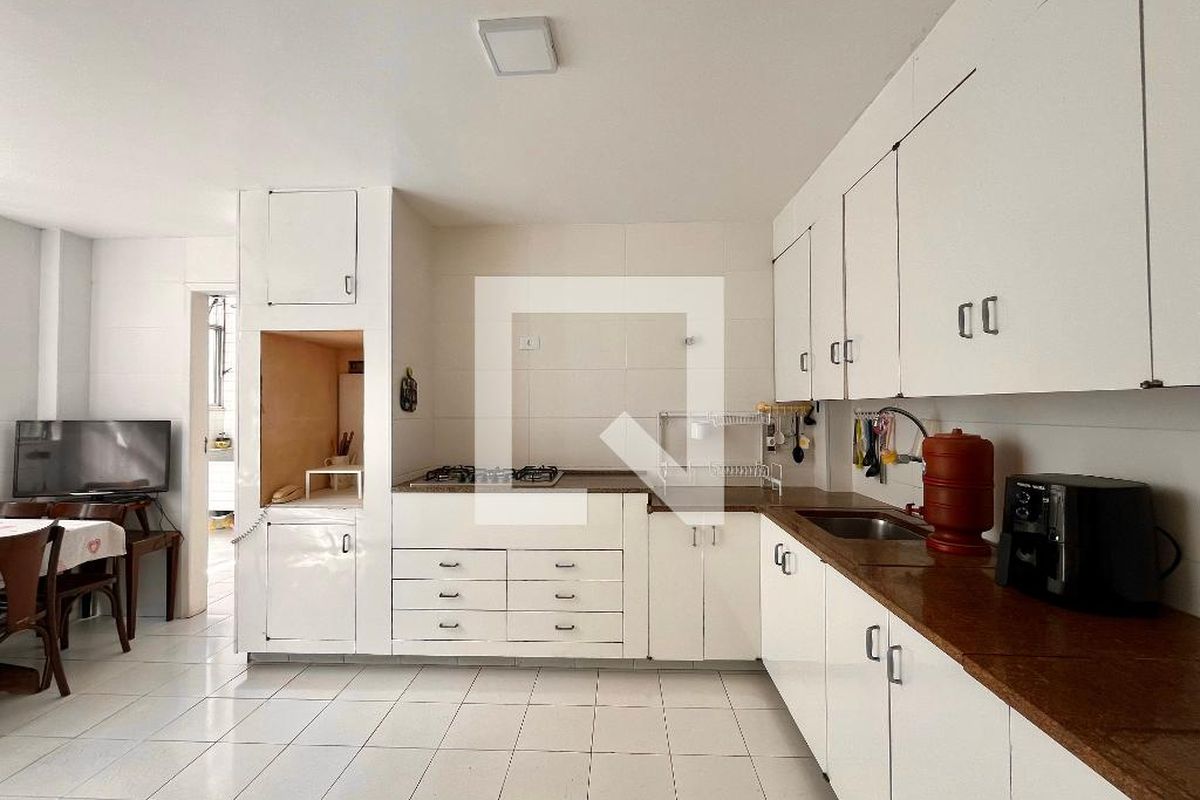 Apartamento, 3 quartos, 250 m² - Foto 40