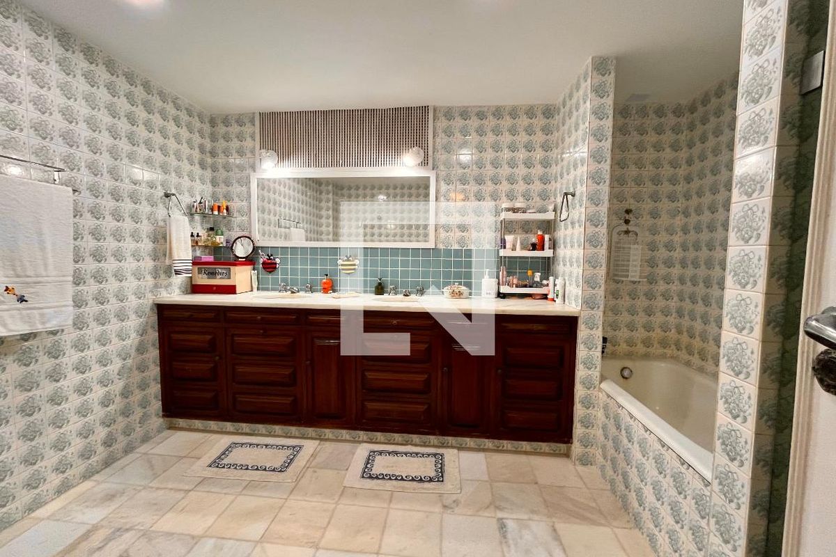 Apartamento, 3 quartos, 250 m² - Foto 25