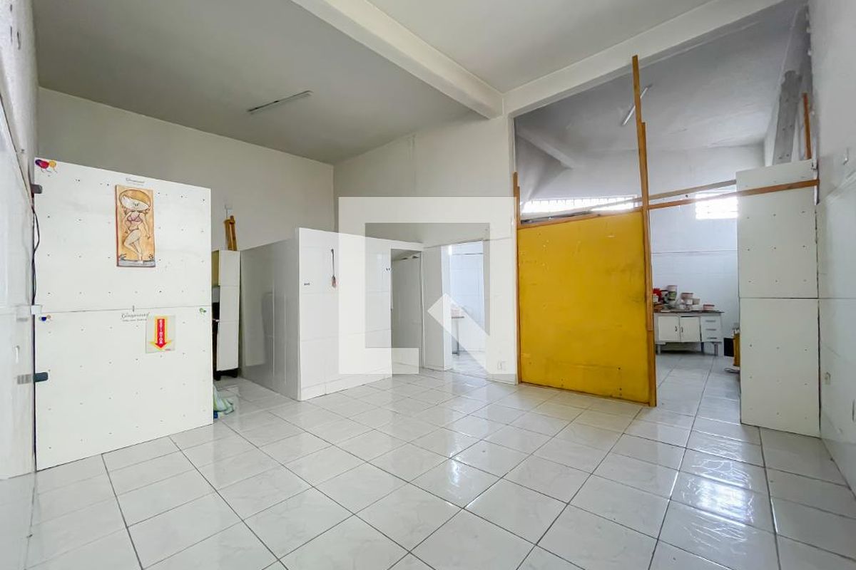 Casa, 2 quartos, 408 m² - Foto 26