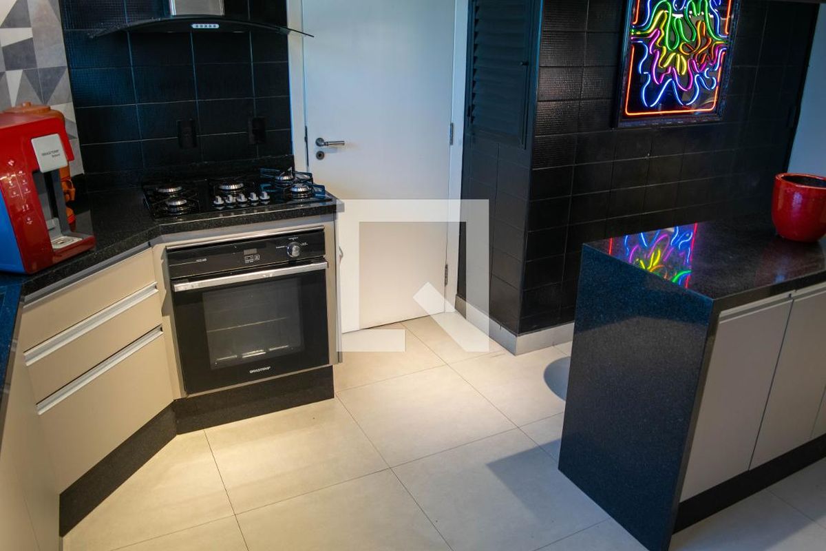 Apartamento, 4 quartos, 162 m² - Foto 100