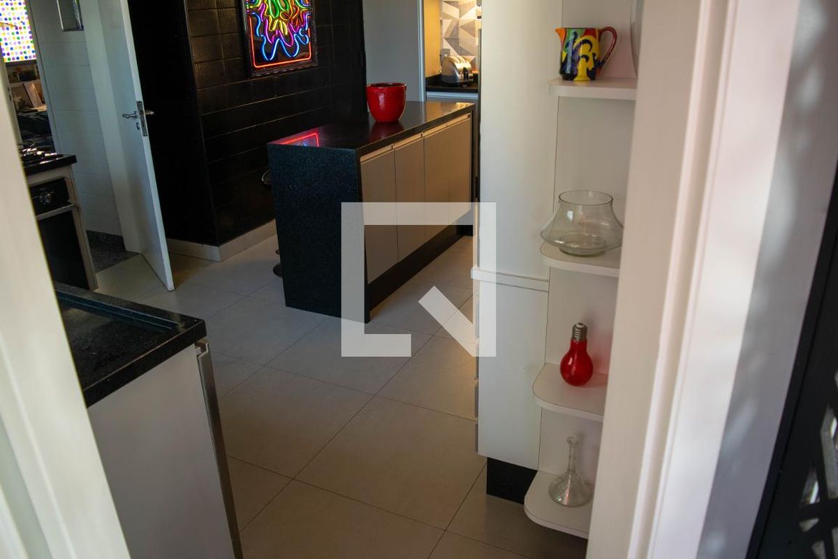 Apartamento, 4 quartos, 162 m² - Foto 4