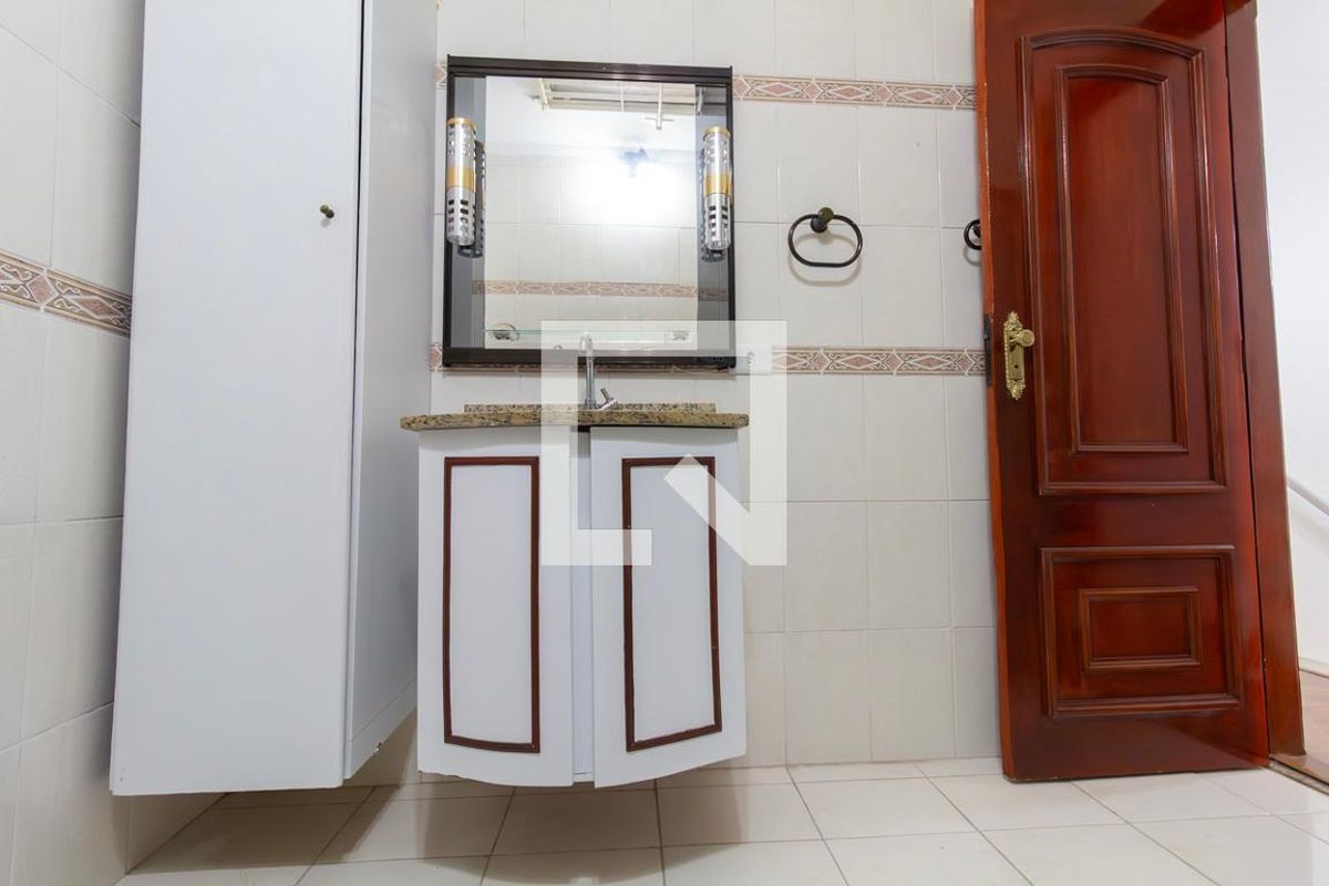 Casa, 3 quartos, 175 m² - Foto 38