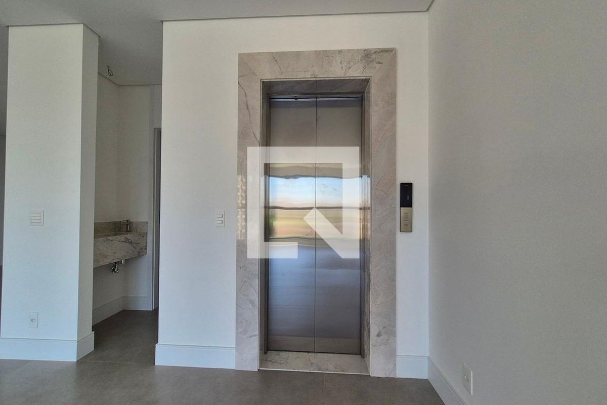 Apartamento à Venda - Cambuí, 3 Quartos,  222 m2 em , Campinas - sp | SoloBR