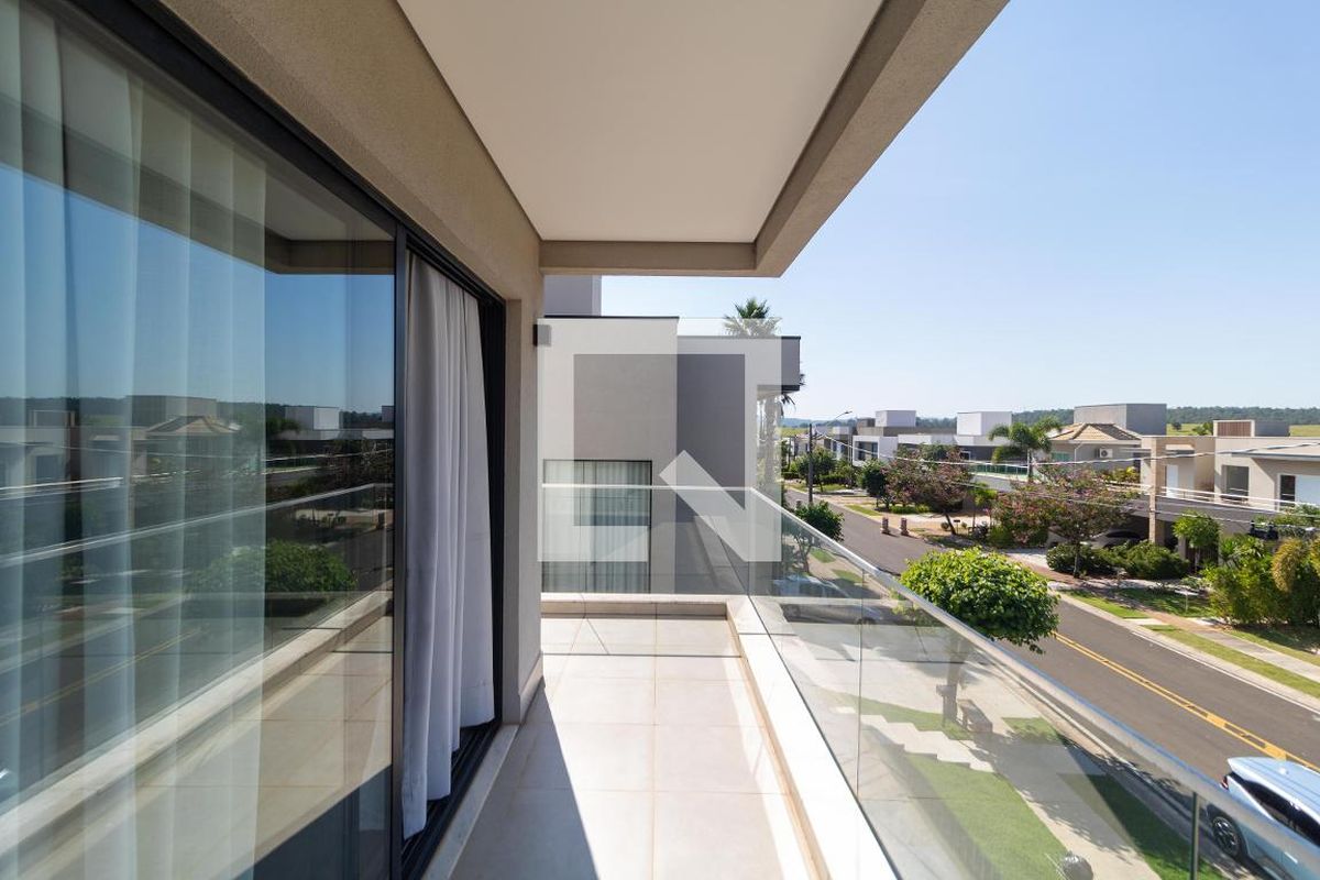 Casa à Venda - Res. Parque dos Alecrins, 4 Quartos,  280 m2 em , Campinas - sp | SoloBR