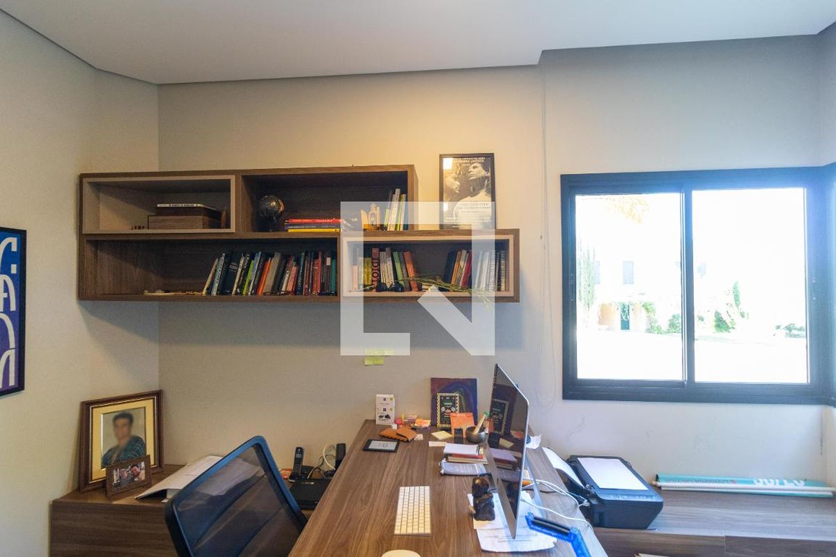 Casa à Venda - Res. Parque dos Alecrins, 4 Quartos,  280 m2 em , Campinas - sp | SoloBR