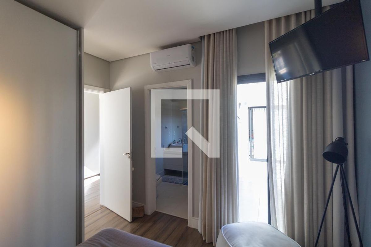 Casa à Venda - Res. Parque dos Alecrins, 4 Quartos,  280 m2 em , Campinas - sp | SoloBR