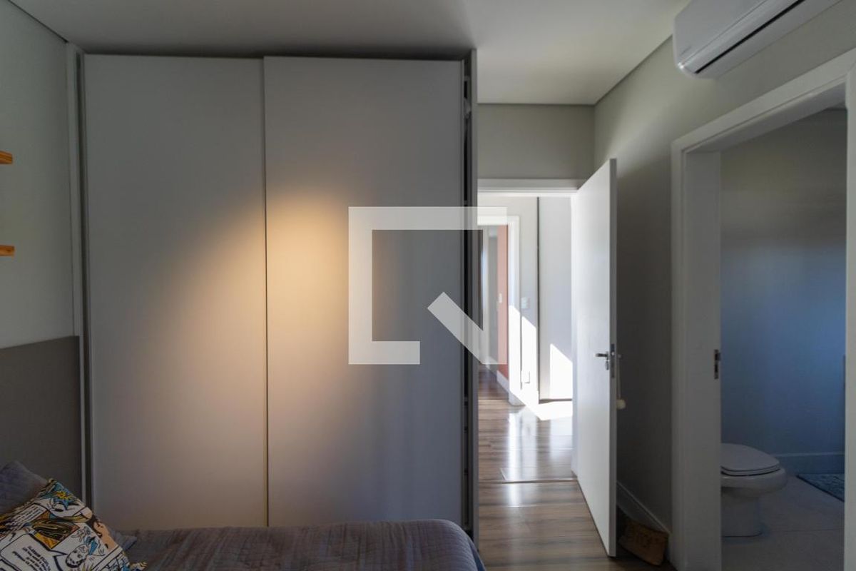 Casa à Venda - Res. Parque dos Alecrins, 4 Quartos,  280 m2 em , Campinas - sp | SoloBR