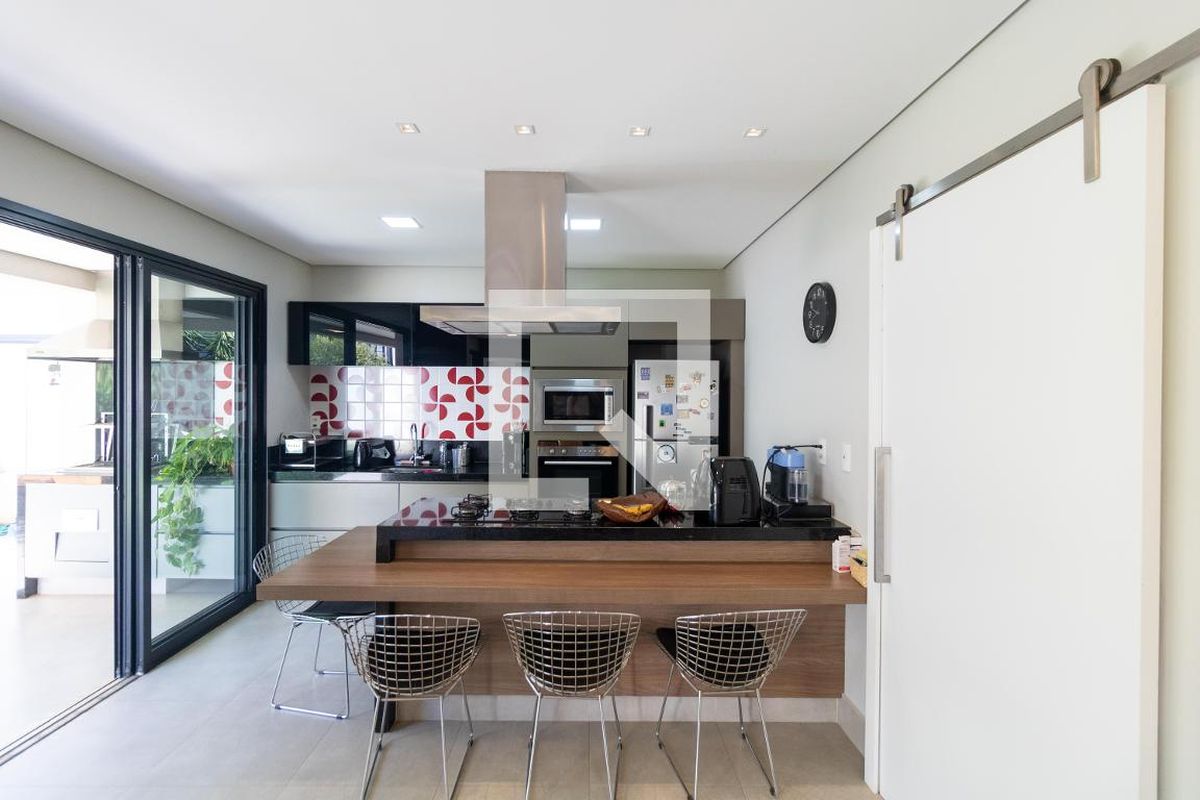 Casa à Venda - Res. Parque dos Alecrins, 4 Quartos,  280 m2 em , Campinas - sp | SoloBR