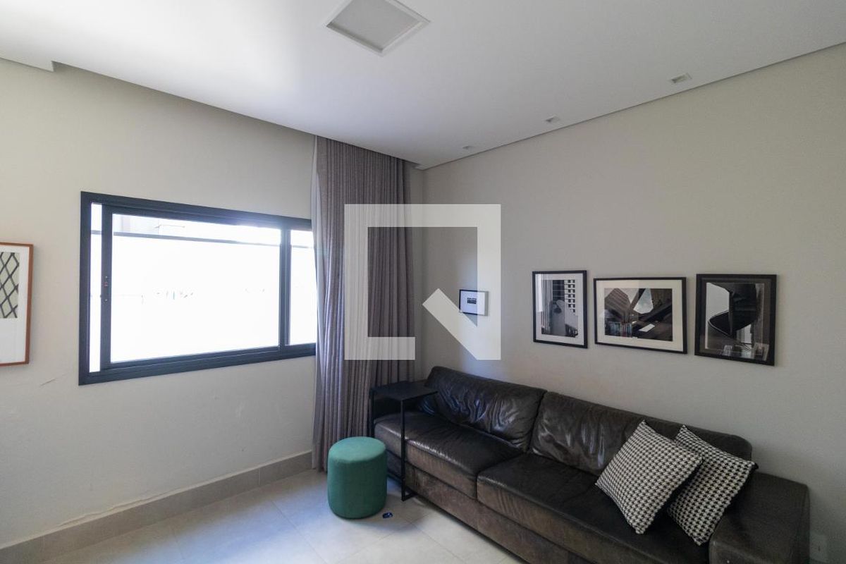 Casa à Venda - Res. Parque dos Alecrins, 4 Quartos,  280 m2 em , Campinas - sp | SoloBR