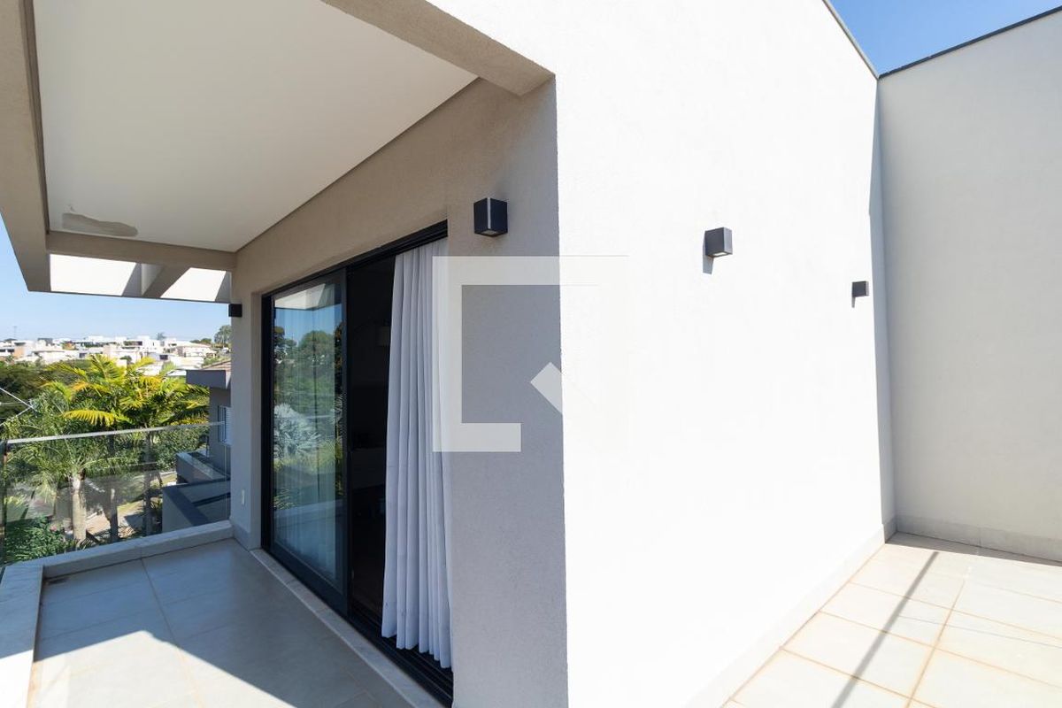 Casa à Venda - Res. Parque dos Alecrins, 4 Quartos,  280 m2 em , Campinas - sp | SoloBR