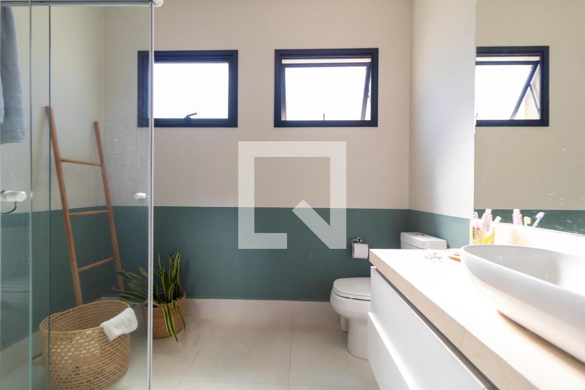 Casa à Venda - Res. Parque dos Alecrins, 4 Quartos,  280 m2 em , Campinas - sp | SoloBR