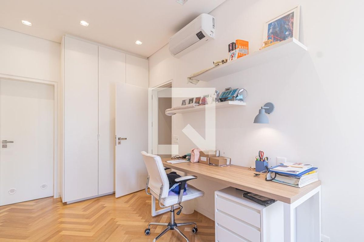 Apartamento, 3 quartos, 194 m² - Foto 42