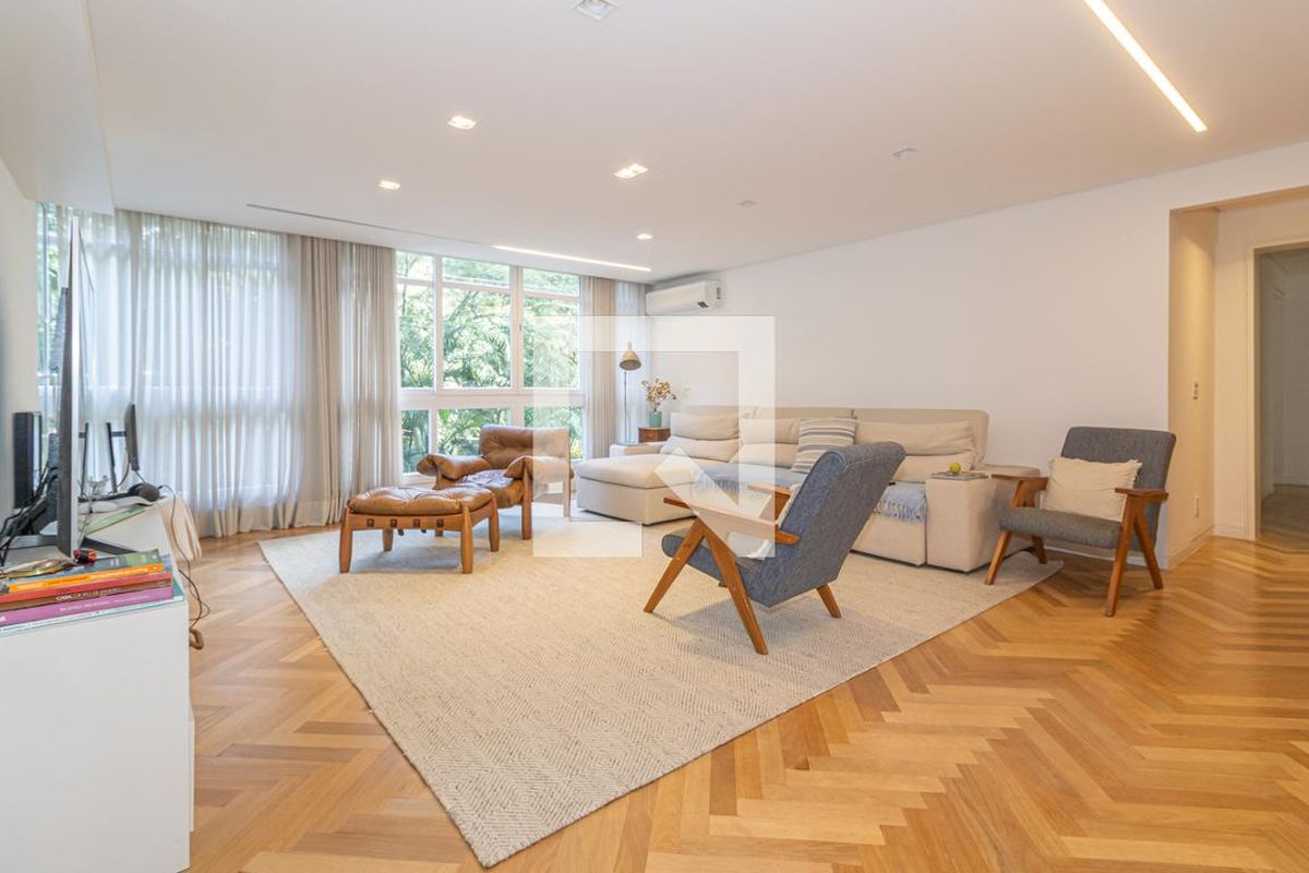 Apartamento, 3 quartos, 194 m² - Foto 1