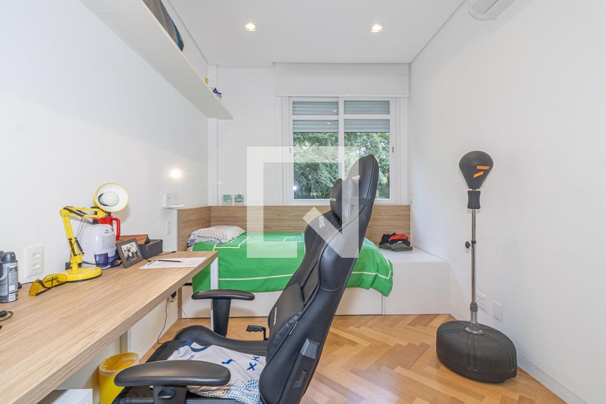 Apartamento, 3 quartos, 194 m² - Foto 31