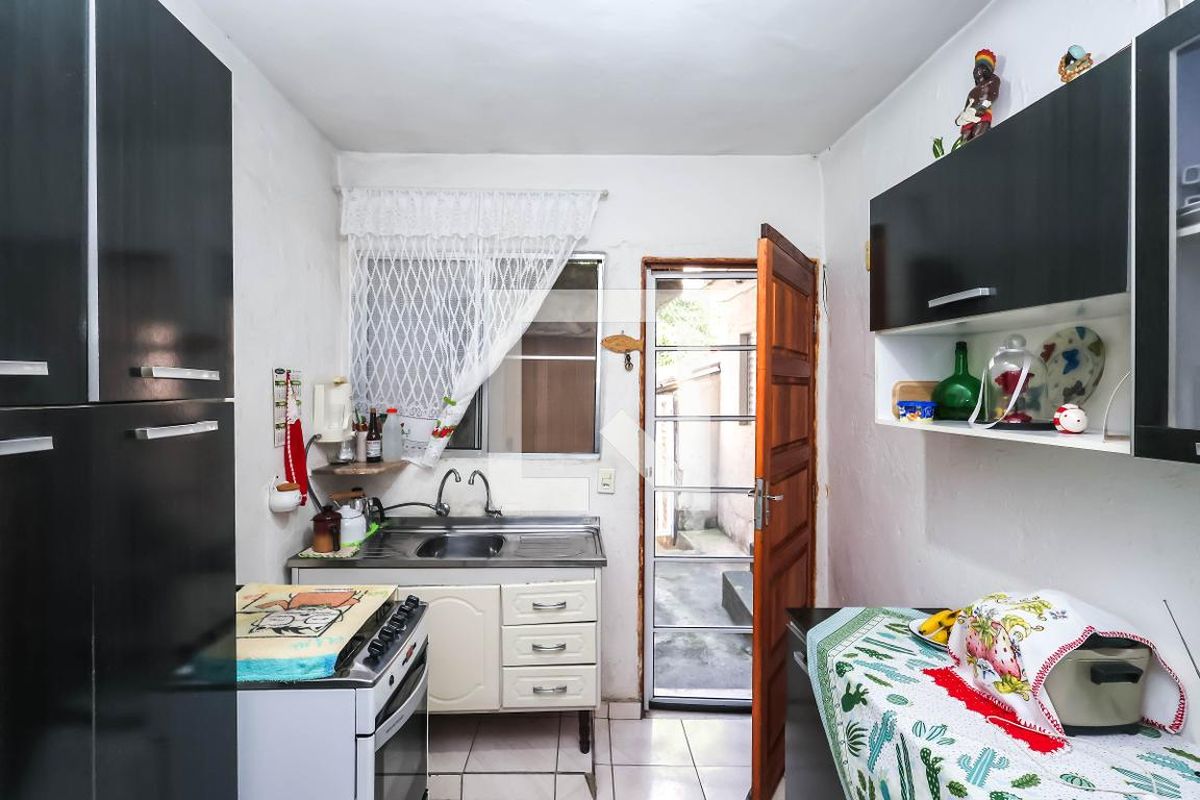 Casa, 2 quartos, 75 m² - Foto 2