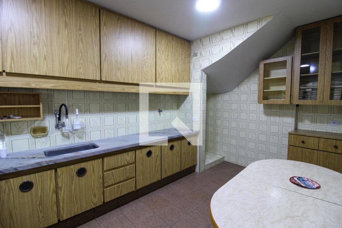 Casa, 3 quartos, 230 m² - Foto 8
