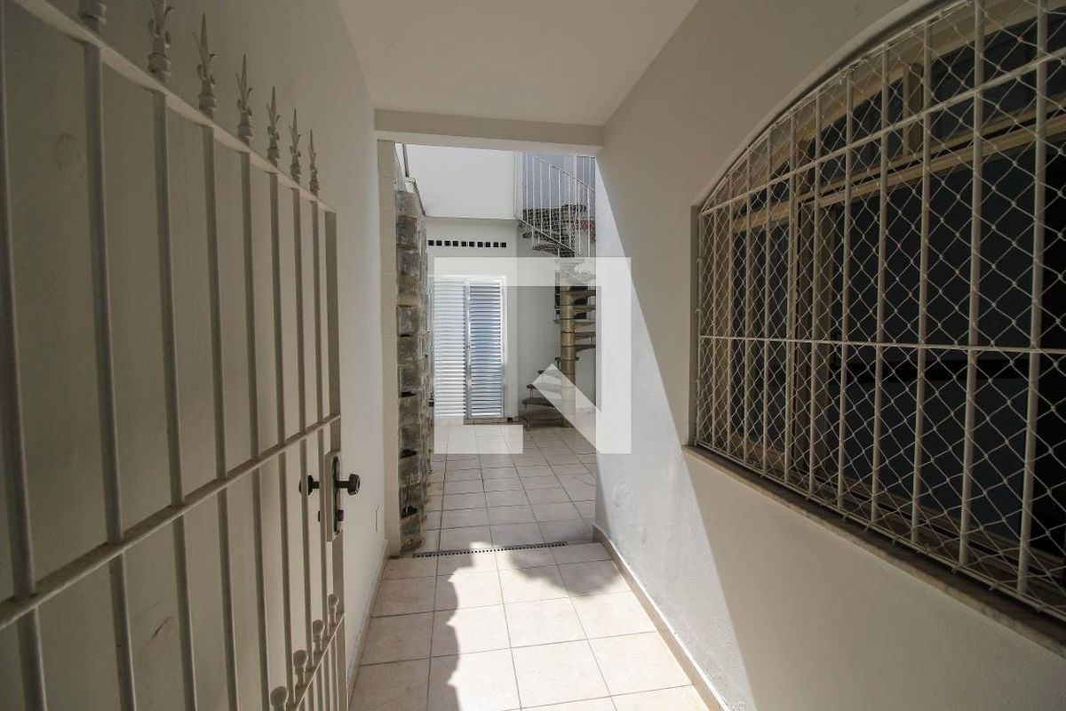 Casa, 3 quartos, 230 m² - Foto 15