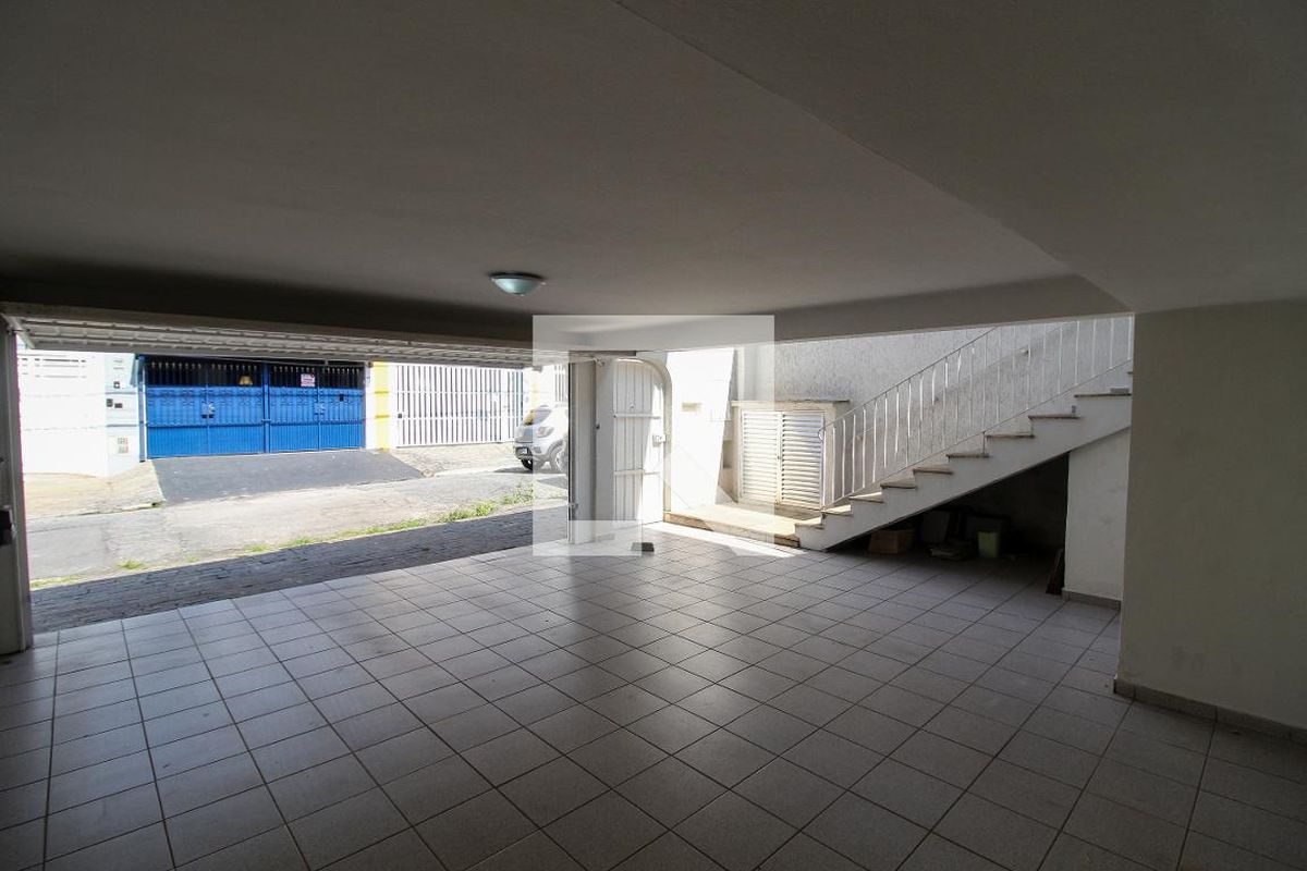 Casa, 3 quartos, 230 m² - Foto 34
