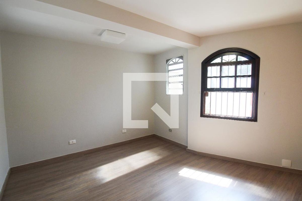 Casa, 3 quartos, 230 m² - Foto 23