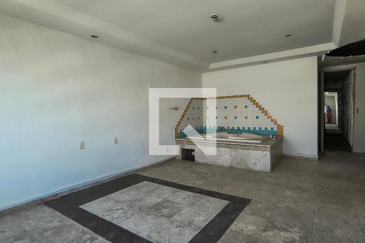 Cobertura, 3 quartos, 223 m² - Foto 24