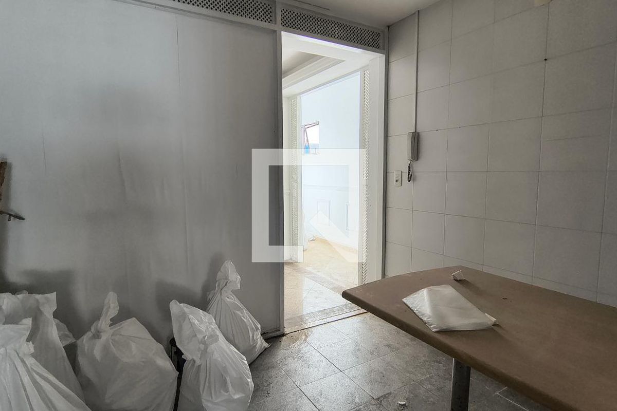 Cobertura, 3 quartos, 223 m² - Foto 13