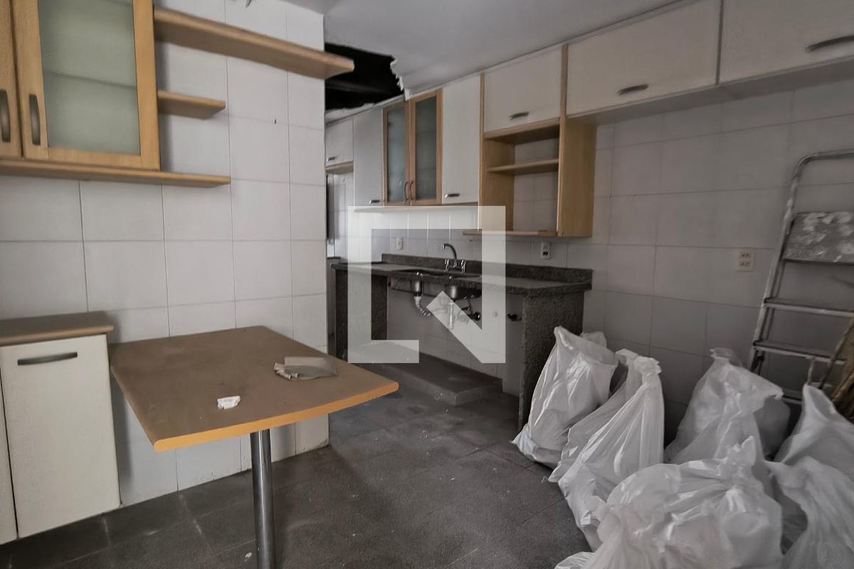 Cobertura, 3 quartos, 223 m² - Foto 10