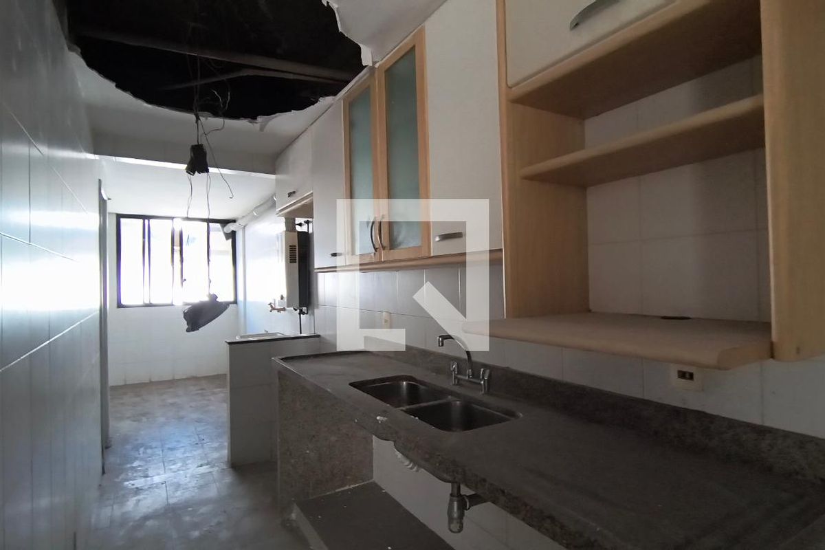Cobertura, 3 quartos, 223 m² - Foto 12