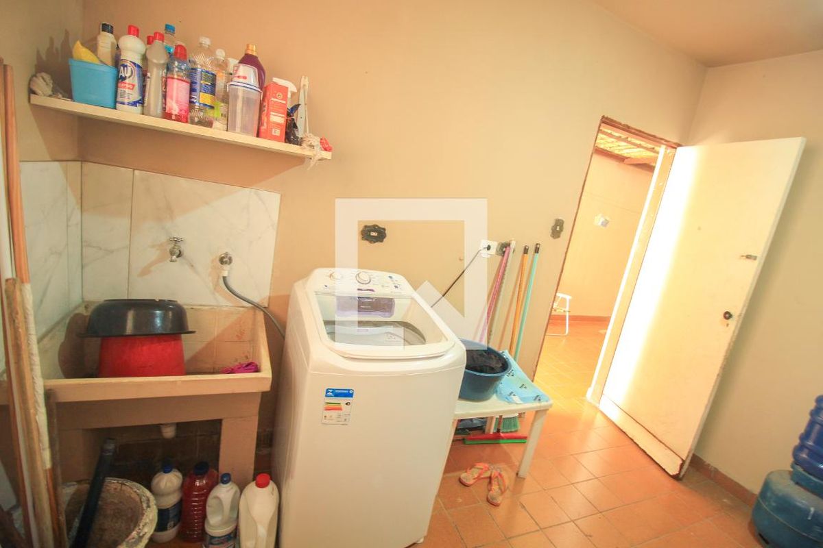 Casa, 2 quartos, 221 m² - Foto 41