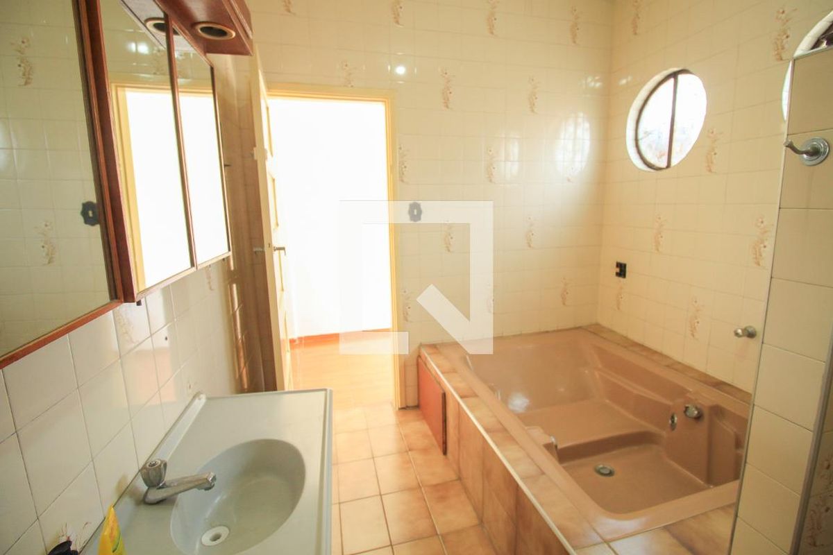 Casa, 2 quartos, 221 m² - Foto 17