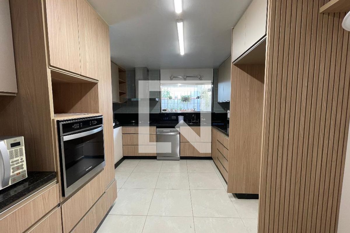 Casa, 5 quartos, 208 m² - Foto 68
