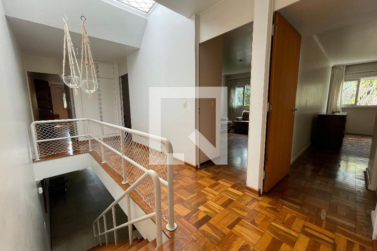 Casa, 5 quartos, 208 m² - Foto 46
