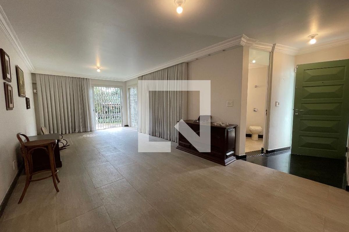Casa, 5 quartos, 208 m² - Foto 3