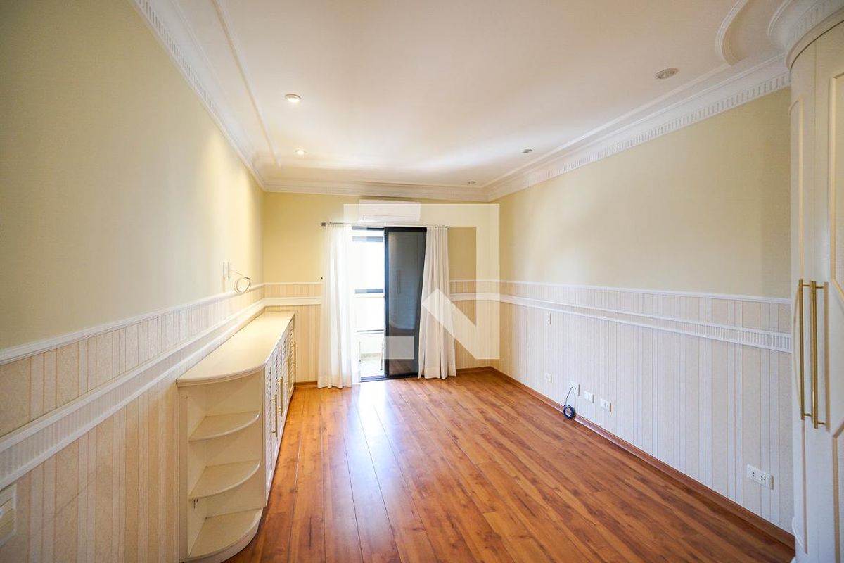Apartamento, 4 quartos, 250 m² - Foto 44