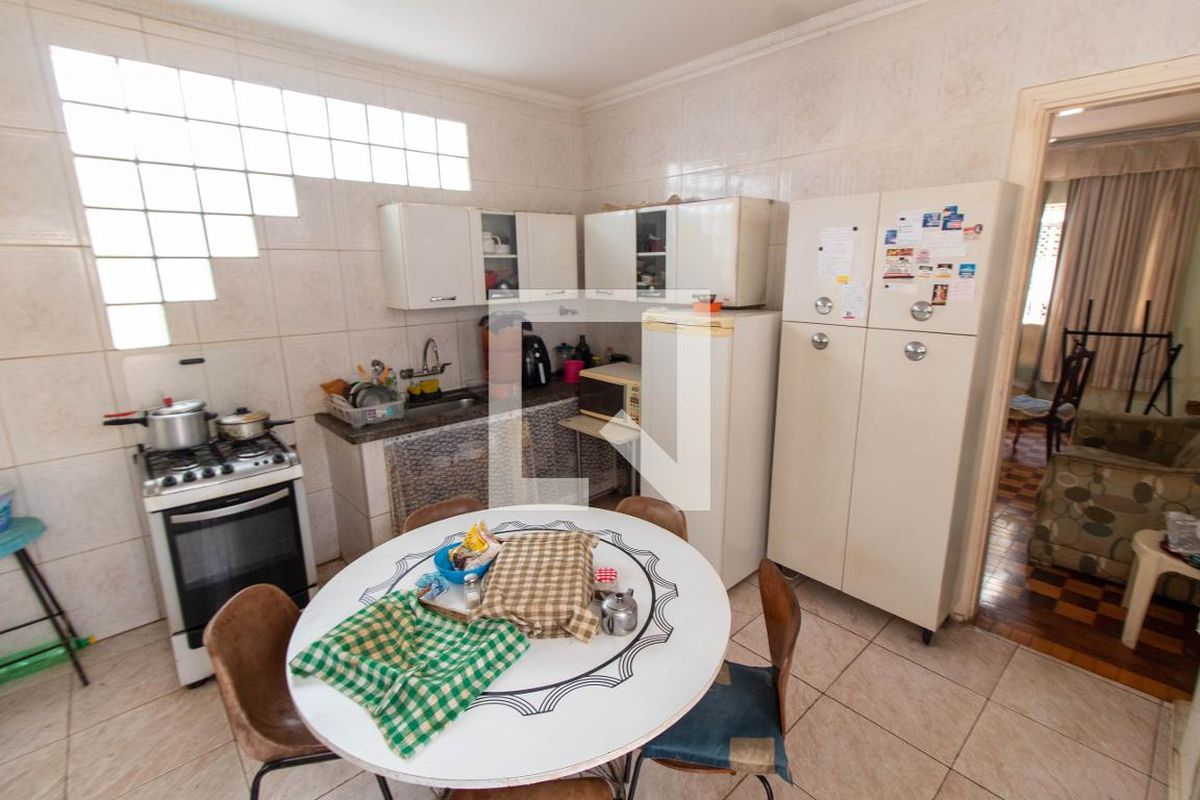 Casa à Venda - Guanabara, 3 Quartos,  182 m2 em , Campinas - sp | SoloBR