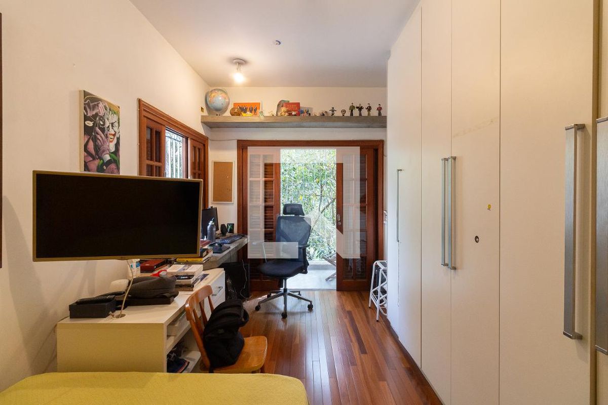 Casa, 4 quartos, 420 m² - Foto 24