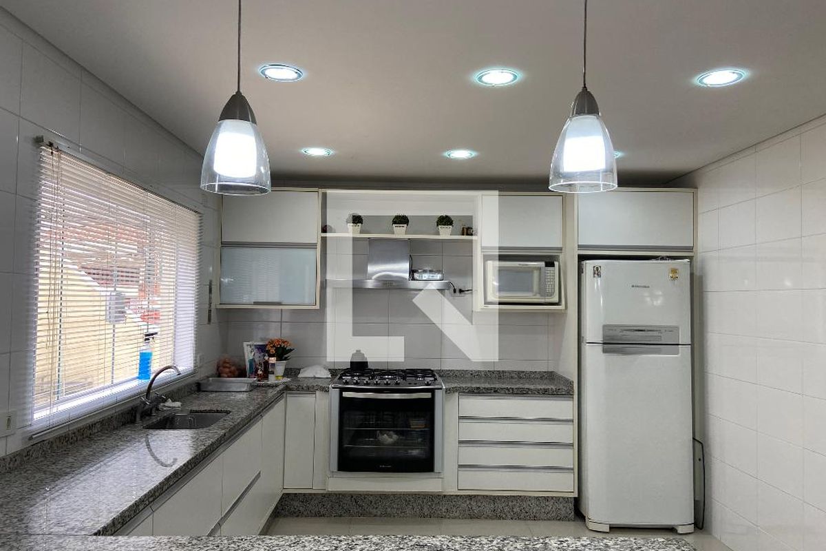 Casa, 3 quartos, 278 m² - Foto 63