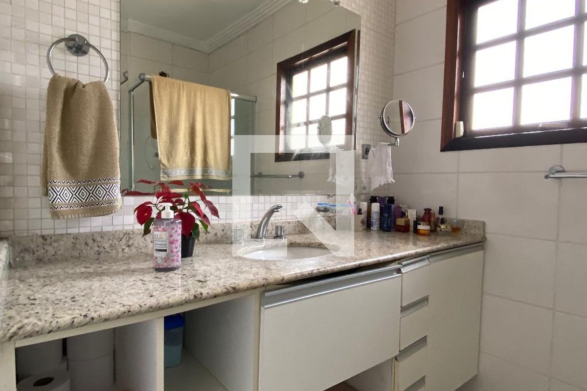 Casa, 3 quartos, 278 m² - Foto 45
